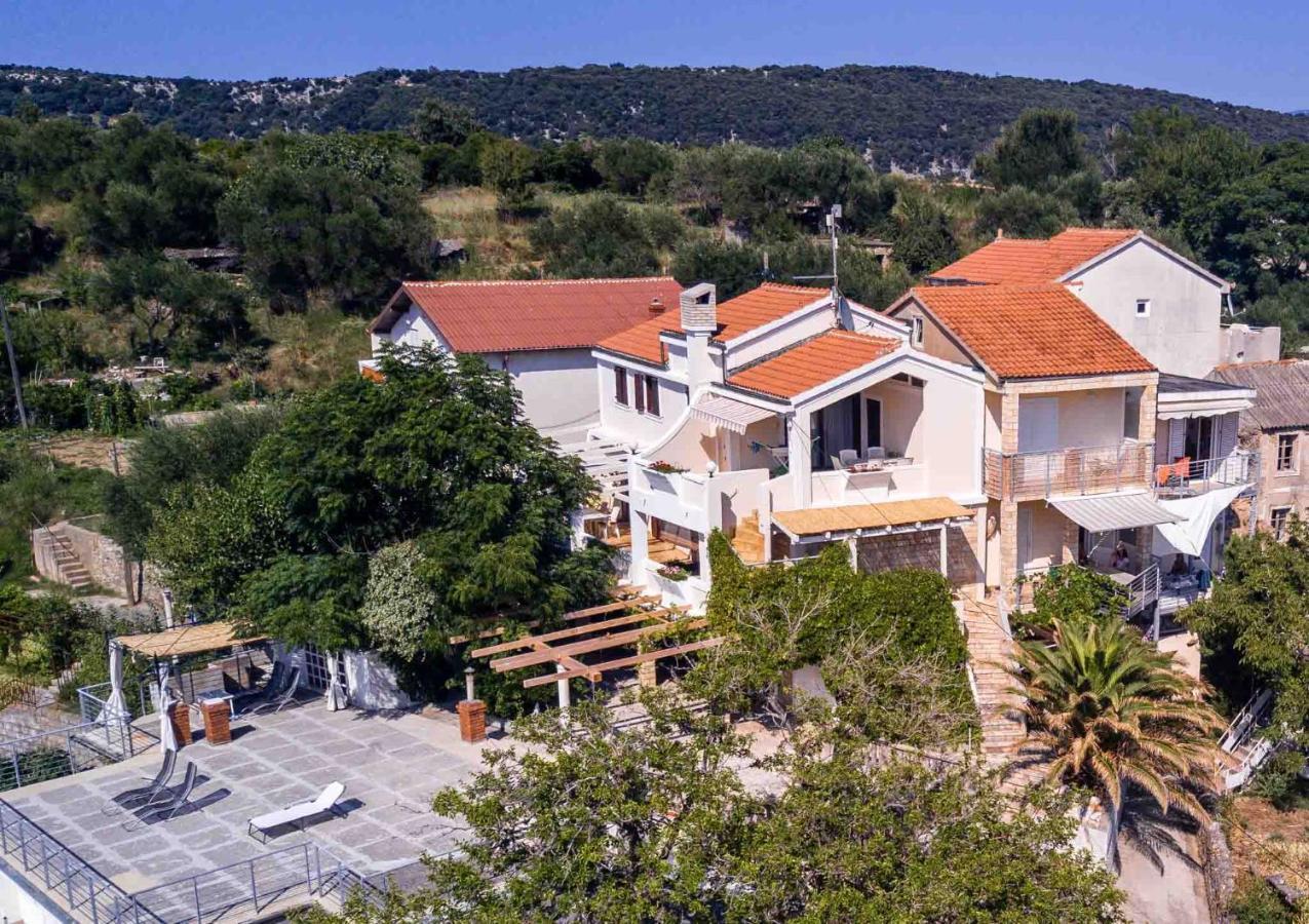 Beach Suite Nina Supetarska Draga Exterior foto