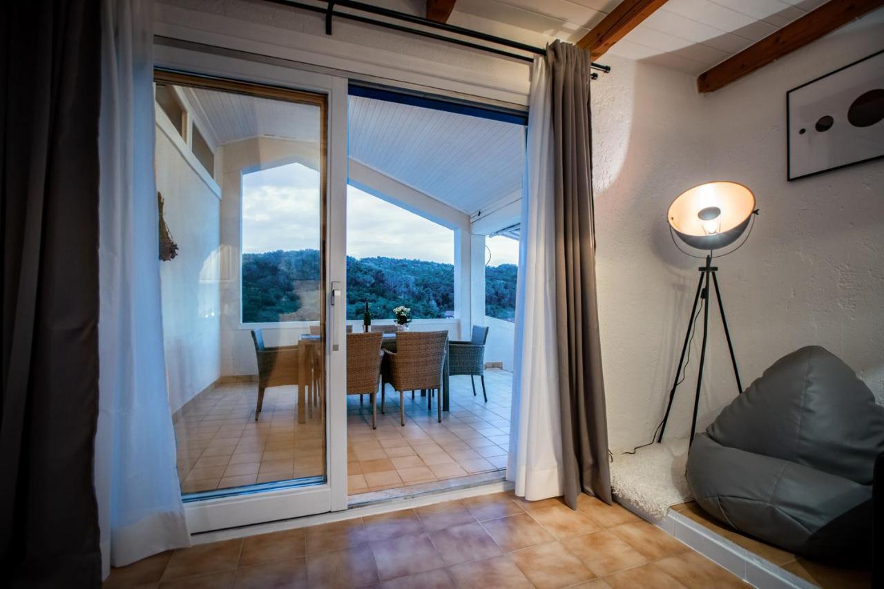 Beach Suite Nina Supetarska Draga Exterior foto