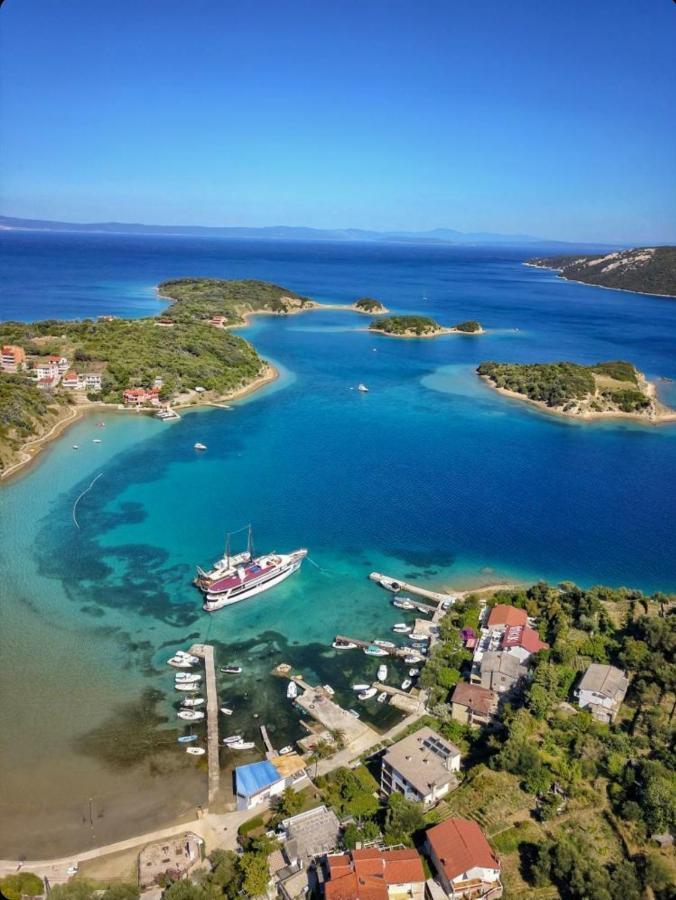 Beach Suite Nina Supetarska Draga Exterior foto